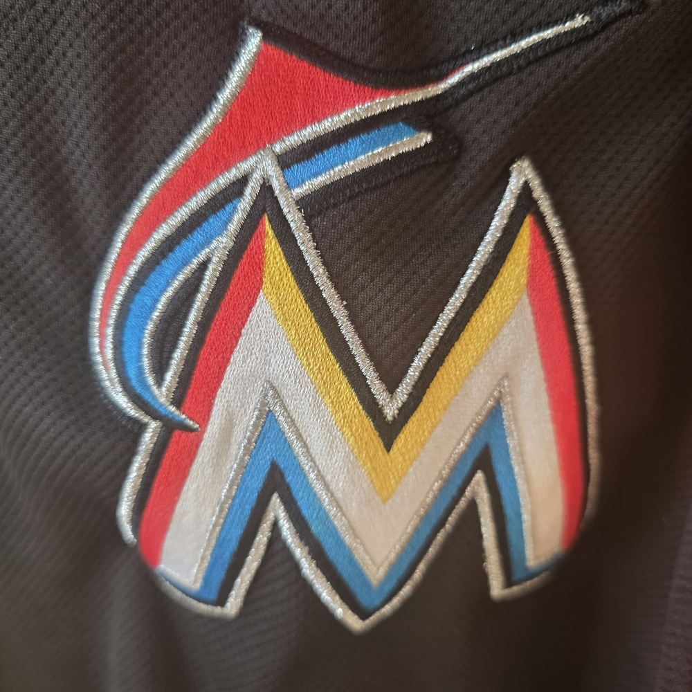 Majestic Authentic Miami Marlins Black On-Field Jersey Mens Medium Like New - Picture 3 of 9